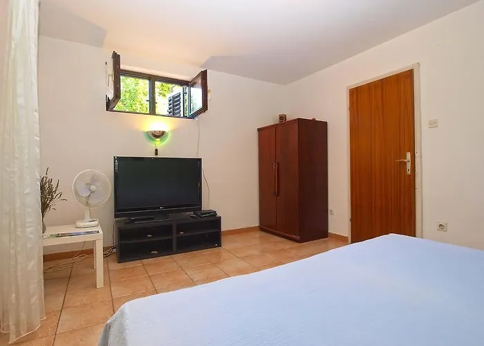 Anica 1453 Apartamento